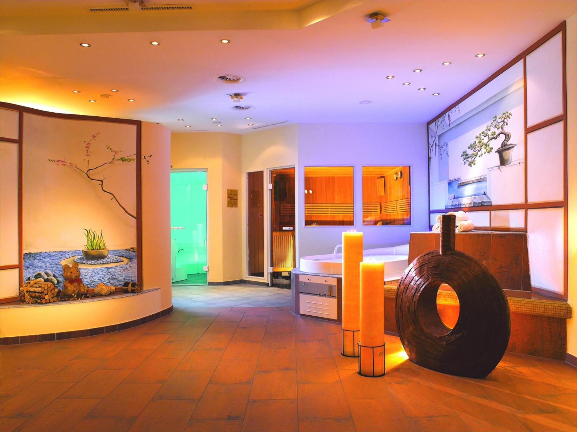 Dominic Hotel 4*
