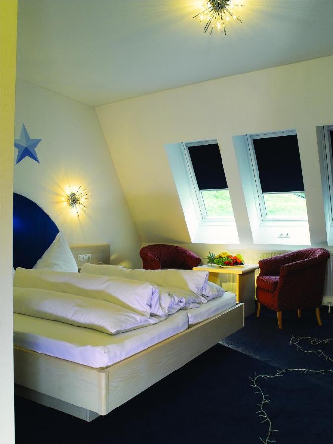 Dominic Hotel